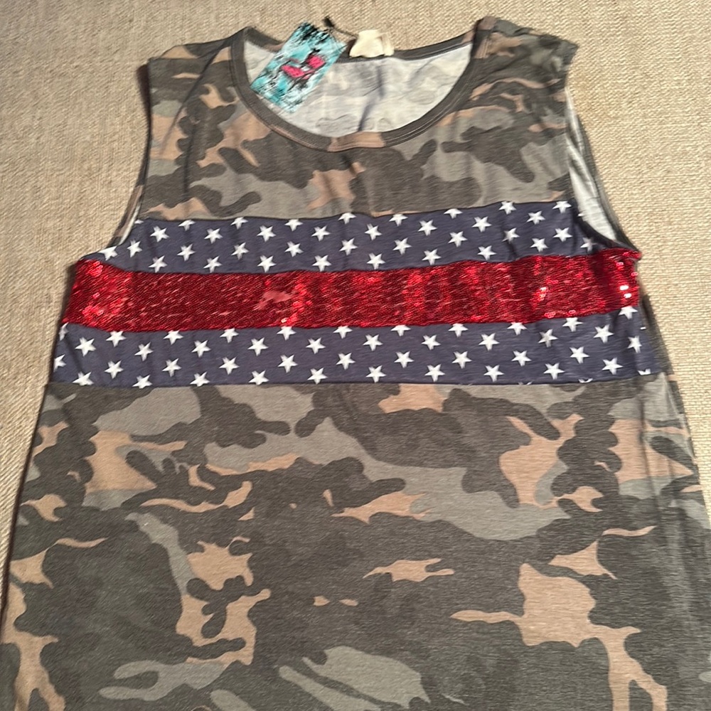 US American flag camouflage sleeveless tank top. 4th of July 💥 Size L